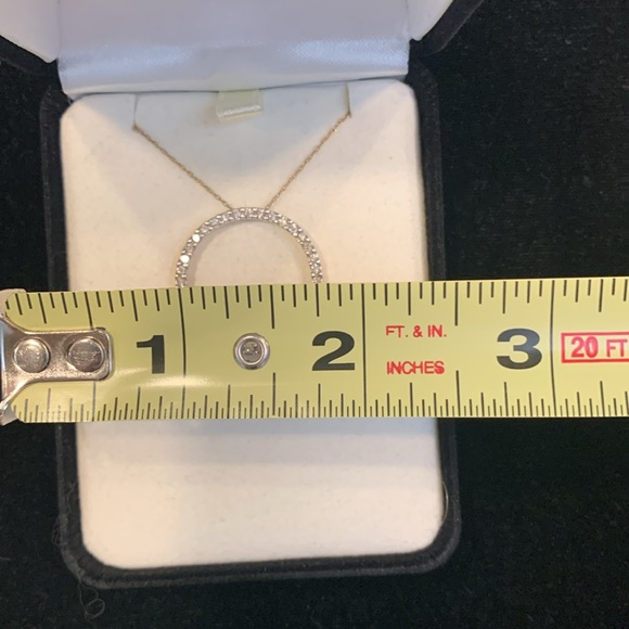 Certified Circle of Diamonds “Symbol of Eternal Love“ on gold by Kay Jewelers. - Picture 3 of 6